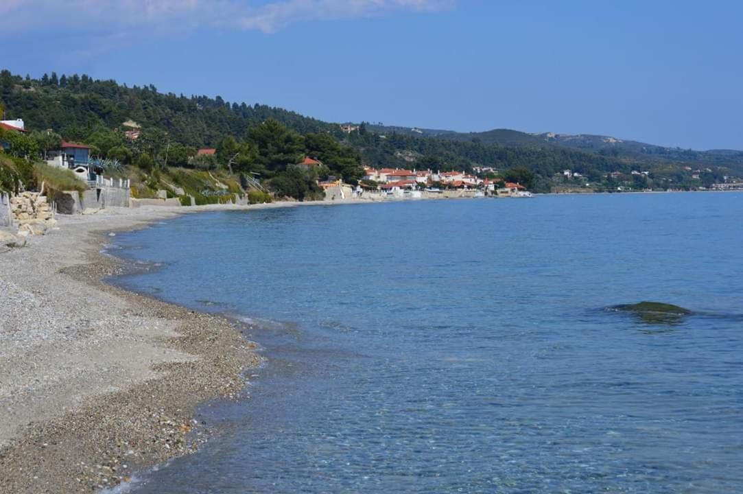 Leonidas Apartments And Suites Mola Kalyva Luaran gambar