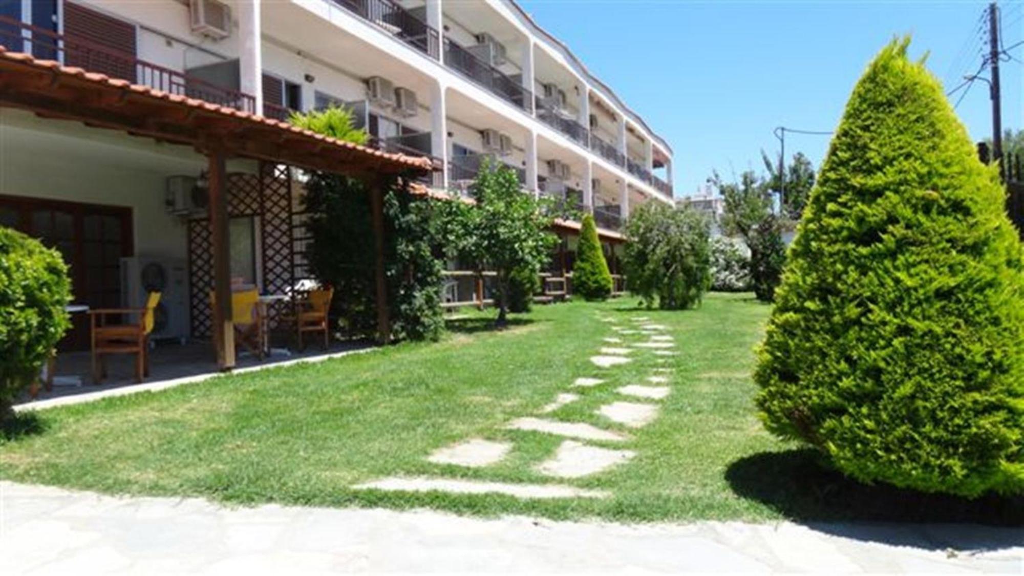 Leonidas Apartments And Suites Mola Kalyva Luaran gambar
